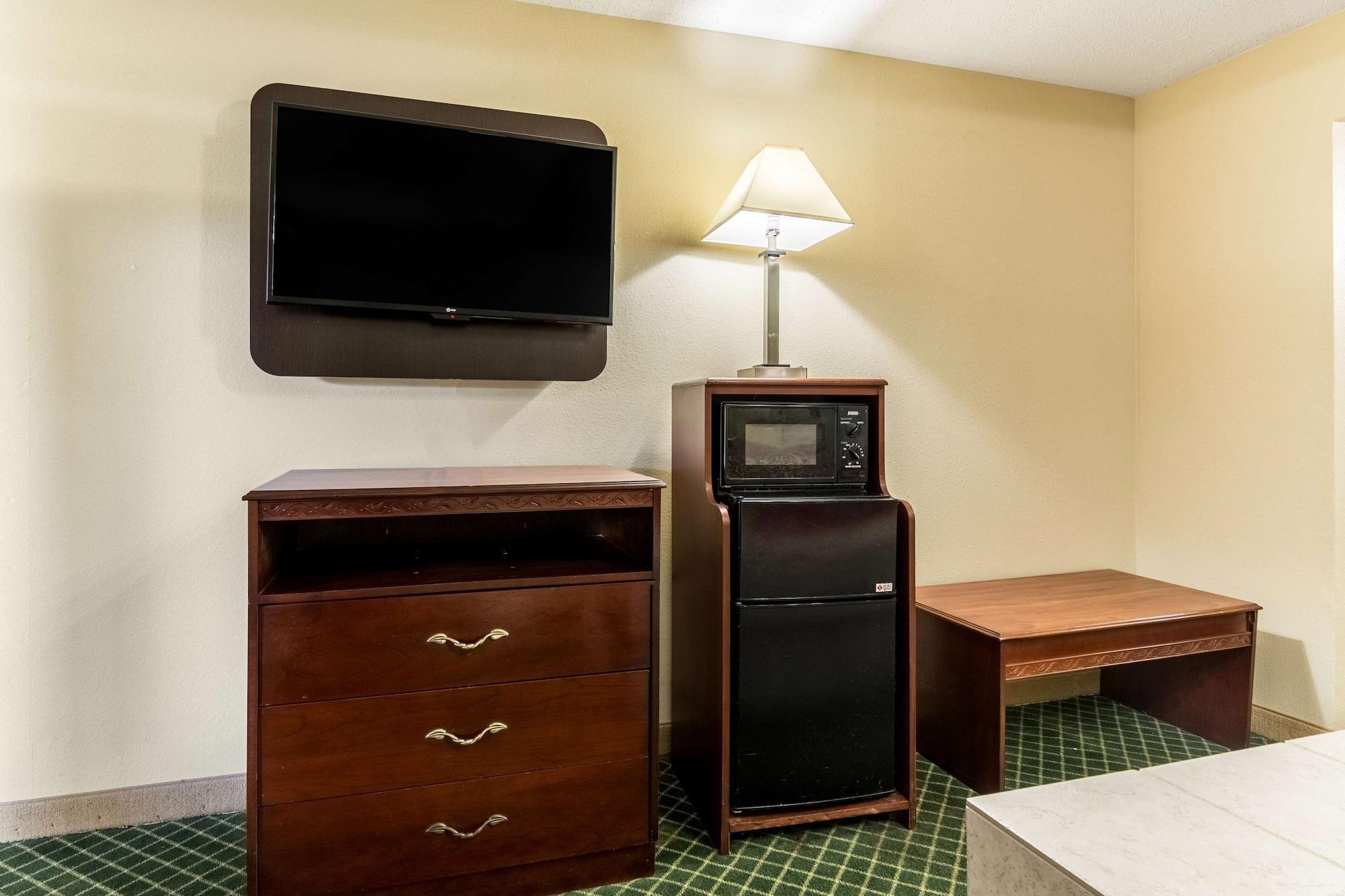 Motel 6-Kenly, Nc Bagian luar foto