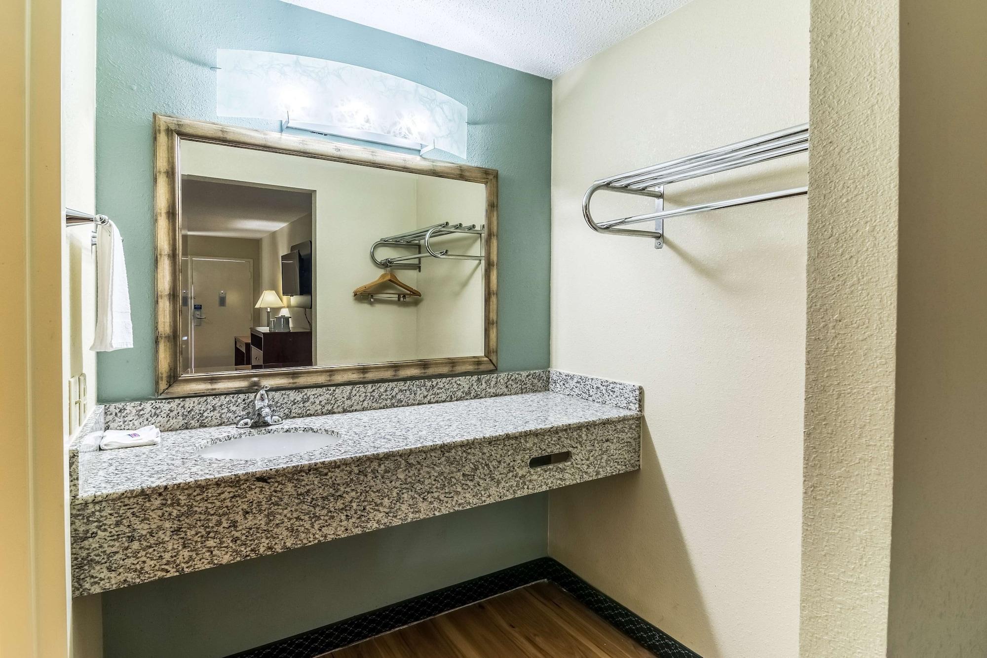Motel 6-Kenly, Nc Bagian luar foto