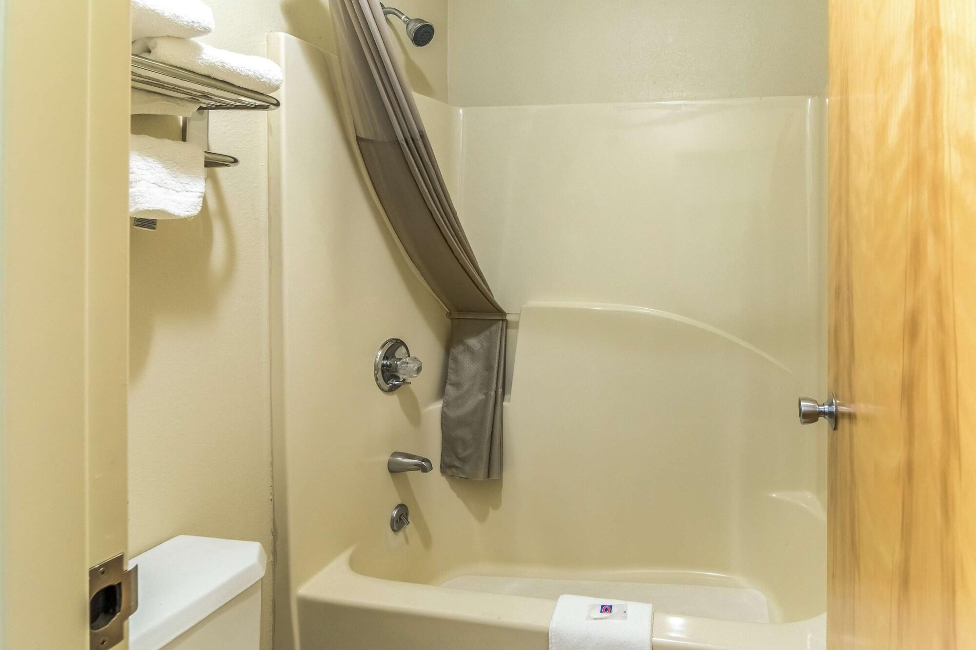 Motel 6-Kenly, Nc Bagian luar foto