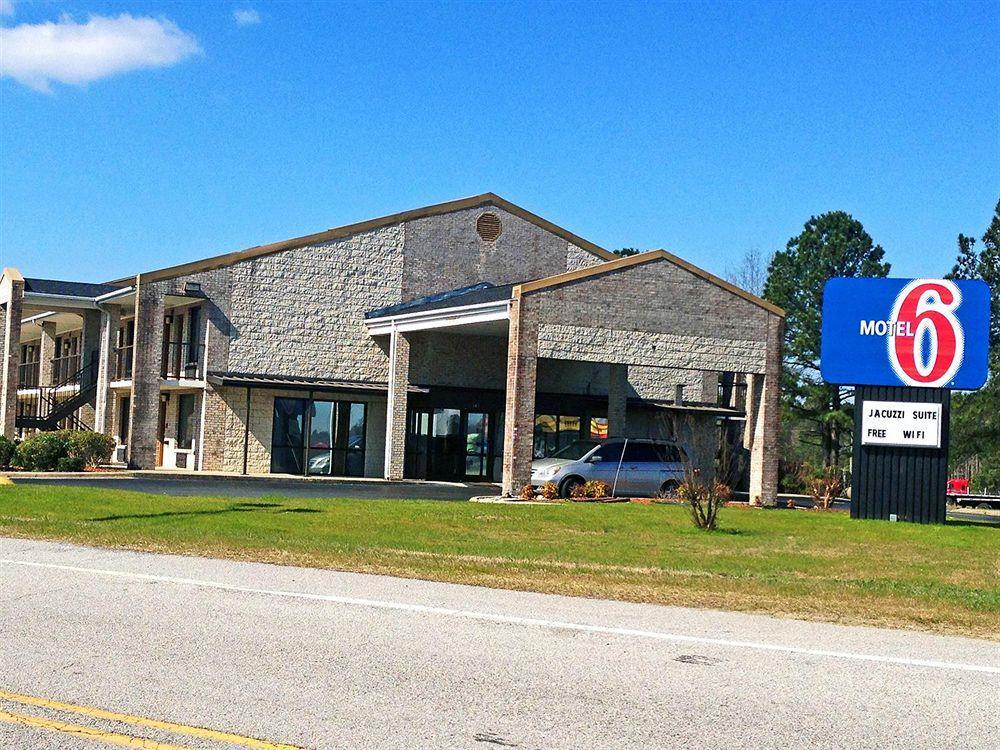 Motel 6-Kenly, Nc Bagian luar foto
