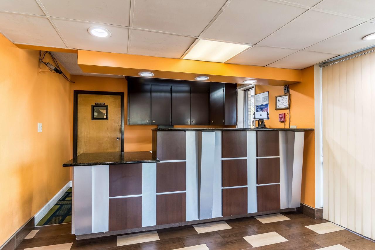 Motel 6-Kenly, Nc Bagian luar foto