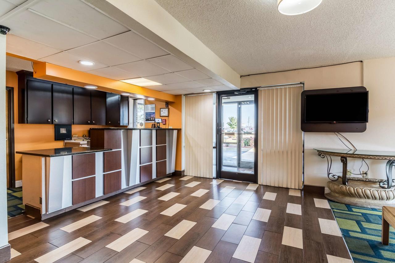 Motel 6-Kenly, Nc Bagian luar foto