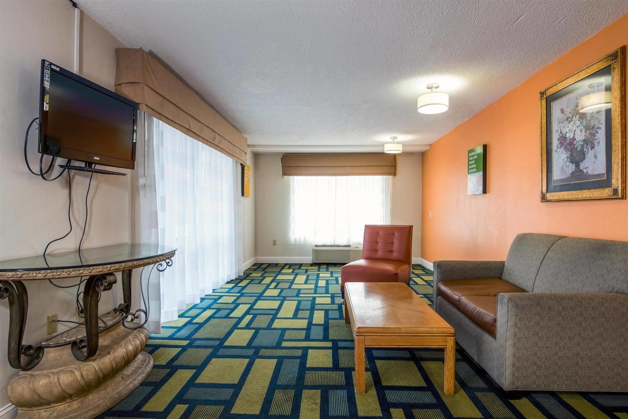 Motel 6-Kenly, Nc Bagian luar foto