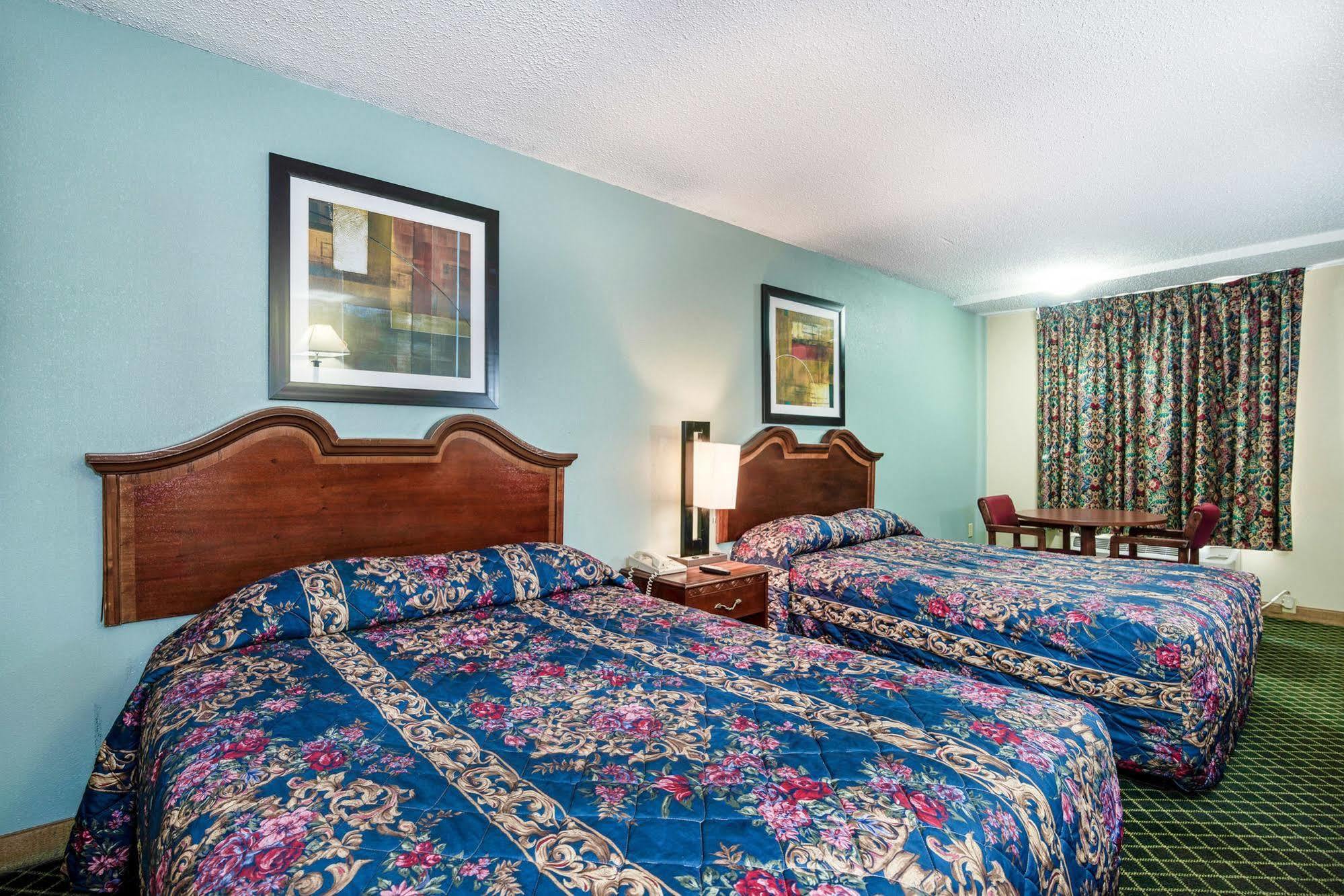 Motel 6-Kenly, Nc Bagian luar foto